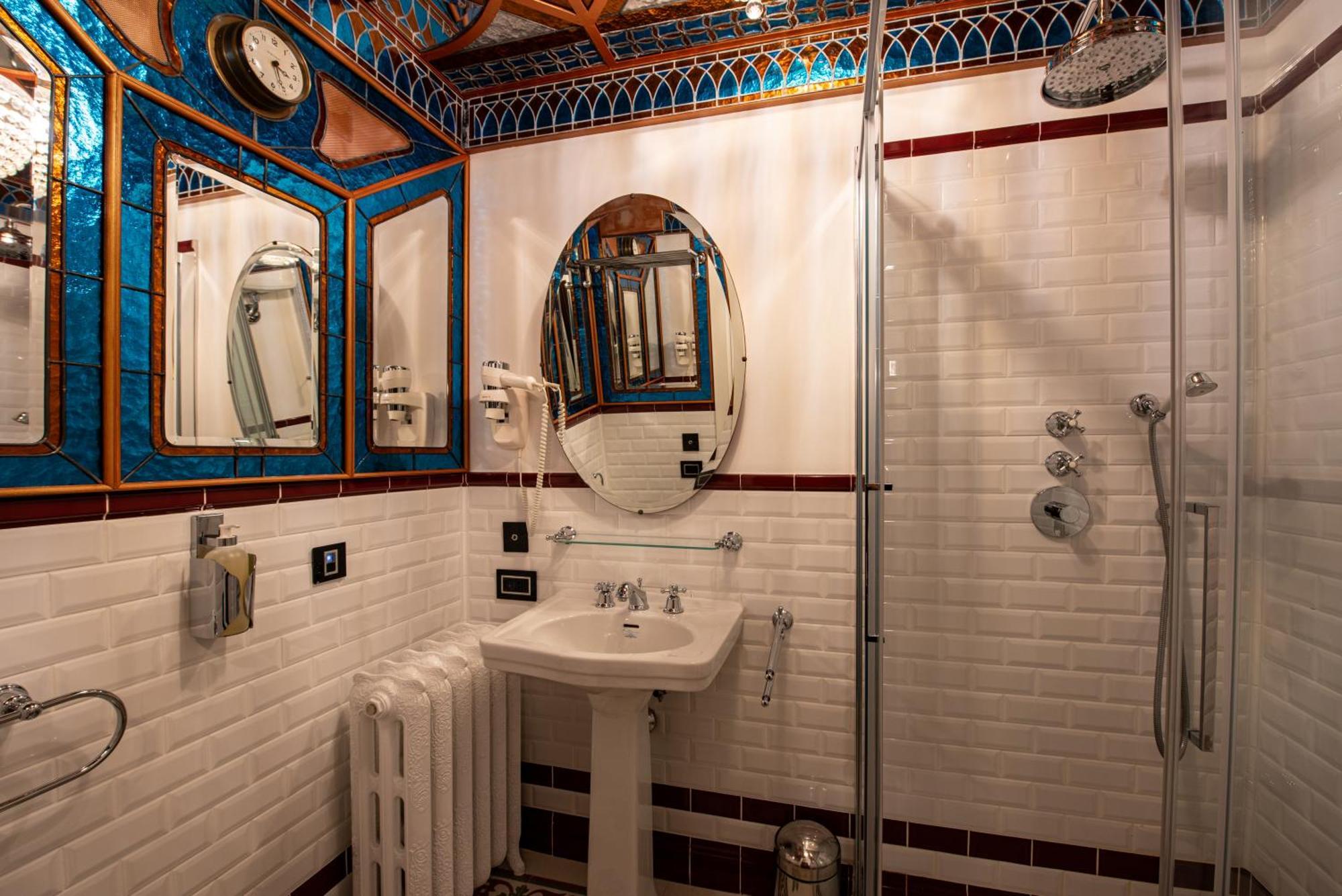 Genova Centro - Lussuosa Suite Arte E Storia ภายนอก รูปภาพ
