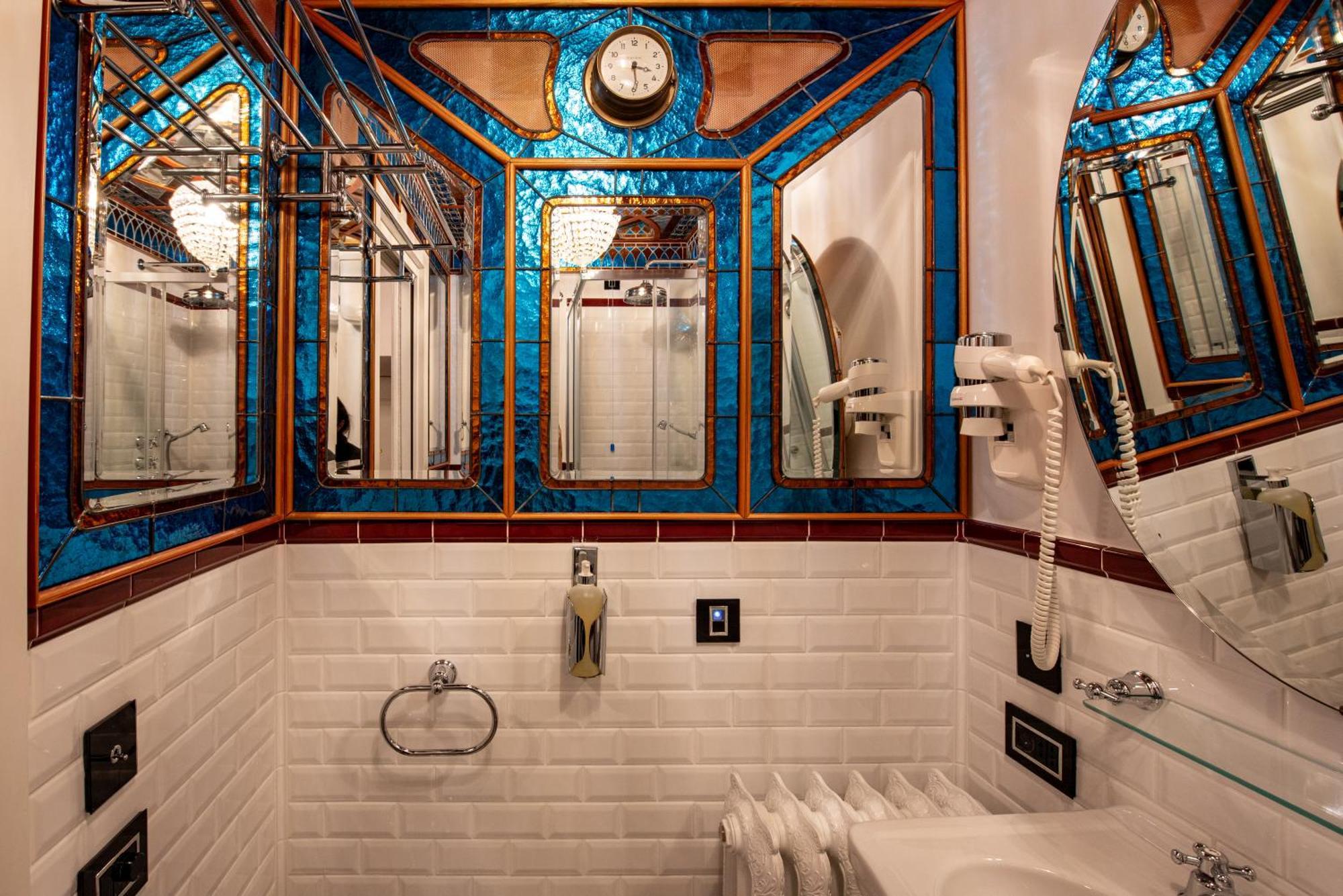 Genova Centro - Lussuosa Suite Arte E Storia ภายนอก รูปภาพ